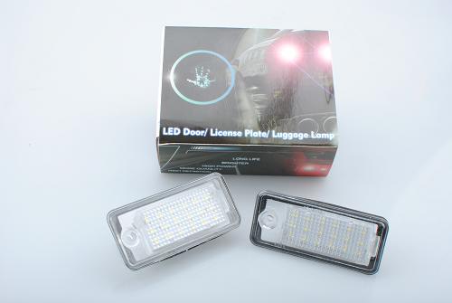 Fotografia produktu M-TECH CLP012 lampka oświetlenia tablicy rejestracyjnej LD-ADPA  Audi 2szt